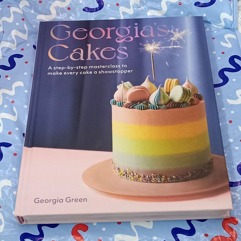 Georgia's Cakes Step by Step Decorating Cakes Book Dessert